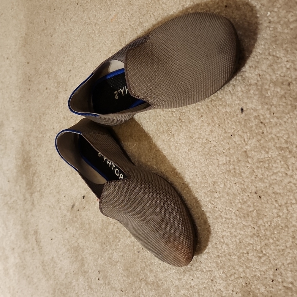 Rothy’s brown 9.5 loafer